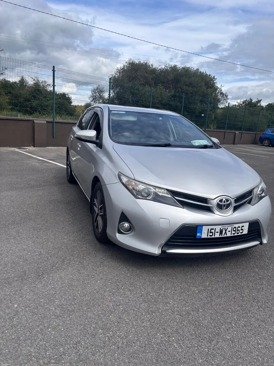 2015 Toyota Auris SOL 1.4 Diesel NCT JULY27 - Image 3