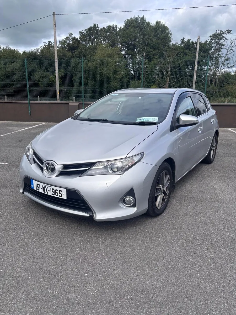 2015 Toyota Auris SOL 1.4 Diesel NCT JULY27 - Image 1