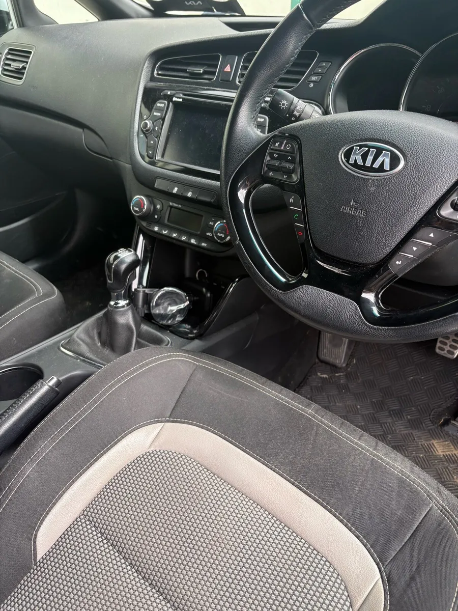 Kia Proceed - Image 4