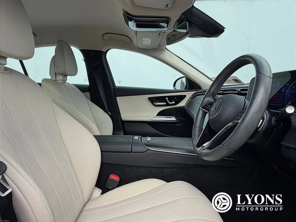 Mercedes-Benz E-Class 220D Avantgarde Plus - Image 3