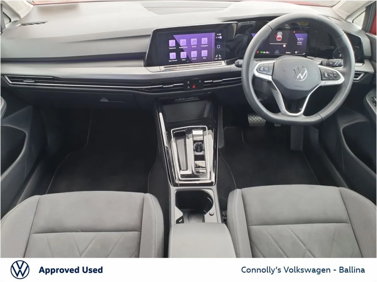 Volkswagen Golf 2.0 TDI 115HP Style DSG - Image 2