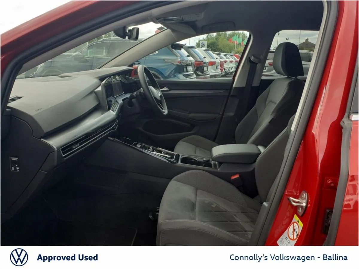 Volkswagen Golf 2.0 TDI 115HP Style DSG - Image 4