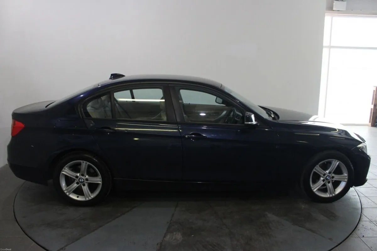 BMW 3-Series 316D SE - TENDER 19 - Image 3
