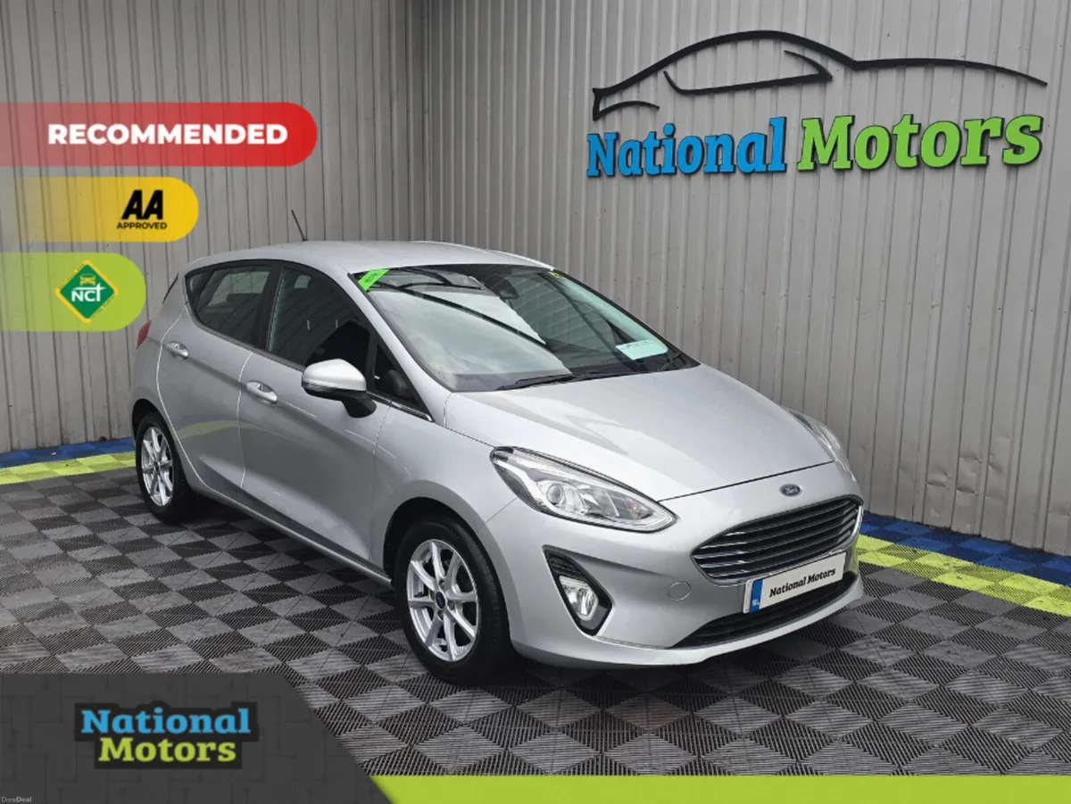 2018 Ford Fiesta Zetec 1.1 PETROL - Image 1