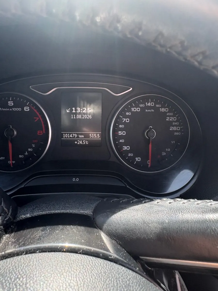 Audi A3 2017 - Image 2