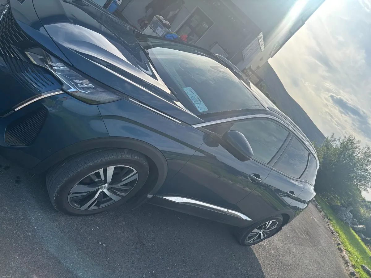 Peugeot 3008 2021 - Image 2