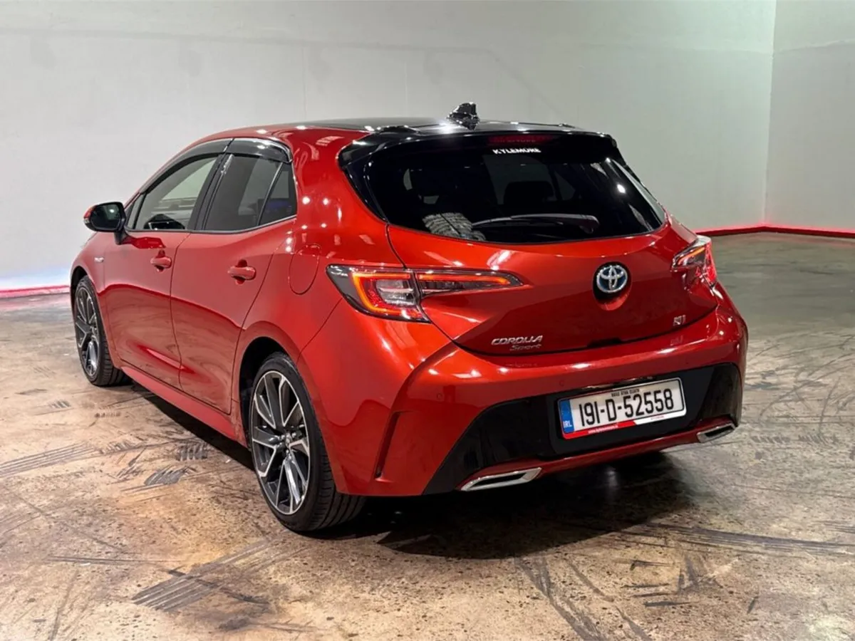 Toyota Corolla HYBRID 1.8 AUTOMATIC - Image 5