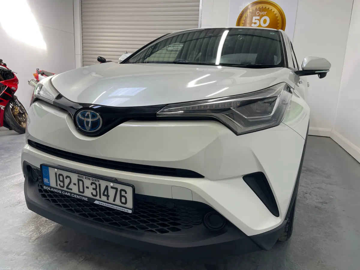 192 Toyota C-HR Hybrid 1.8 Automatic 5dr Model - Image 5
