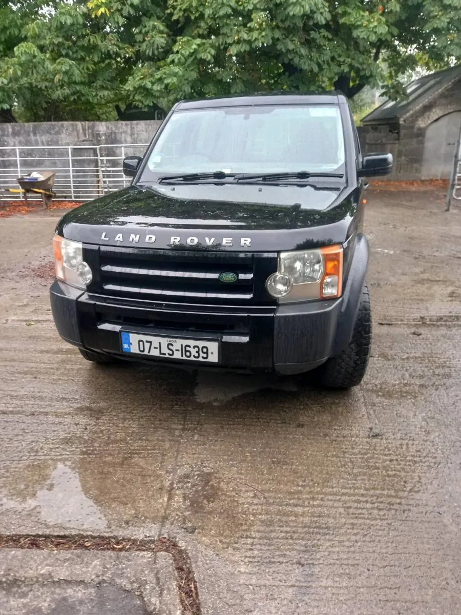 Land Rover - Image 1