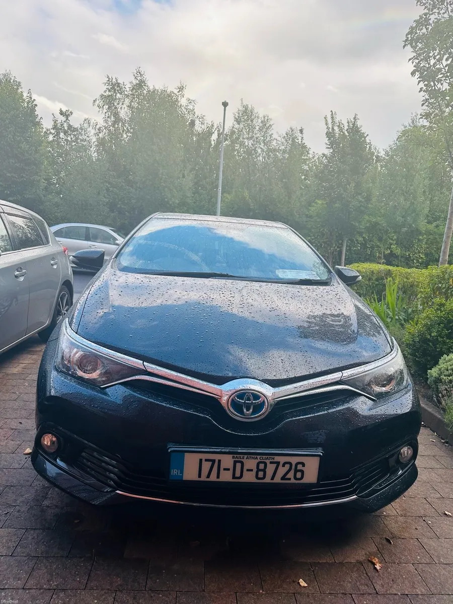 Toyota Auris Hybrid Irish car - Image 1