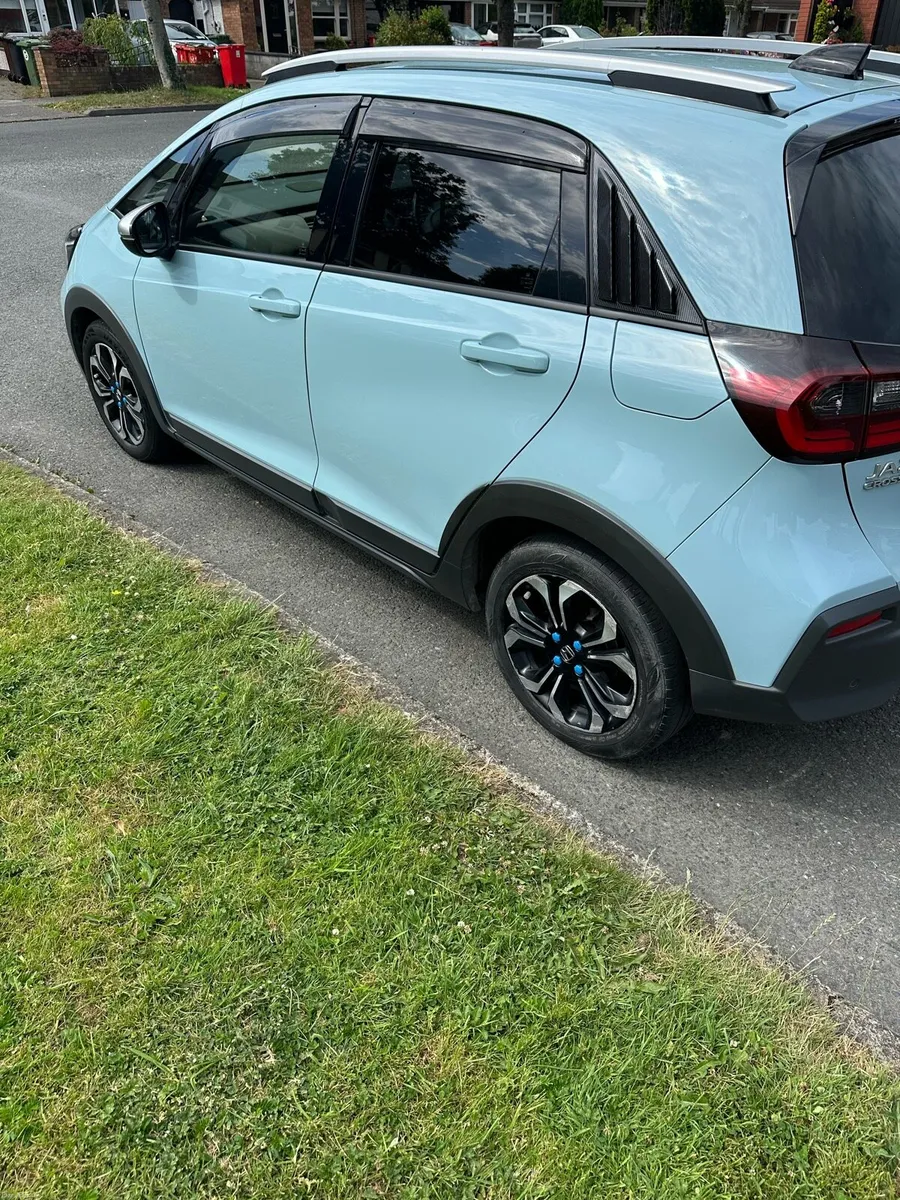 Car For Sale - Image 4