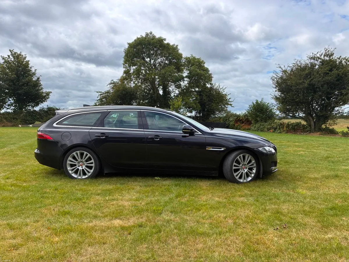 Jaguar xf sportsback - Image 5