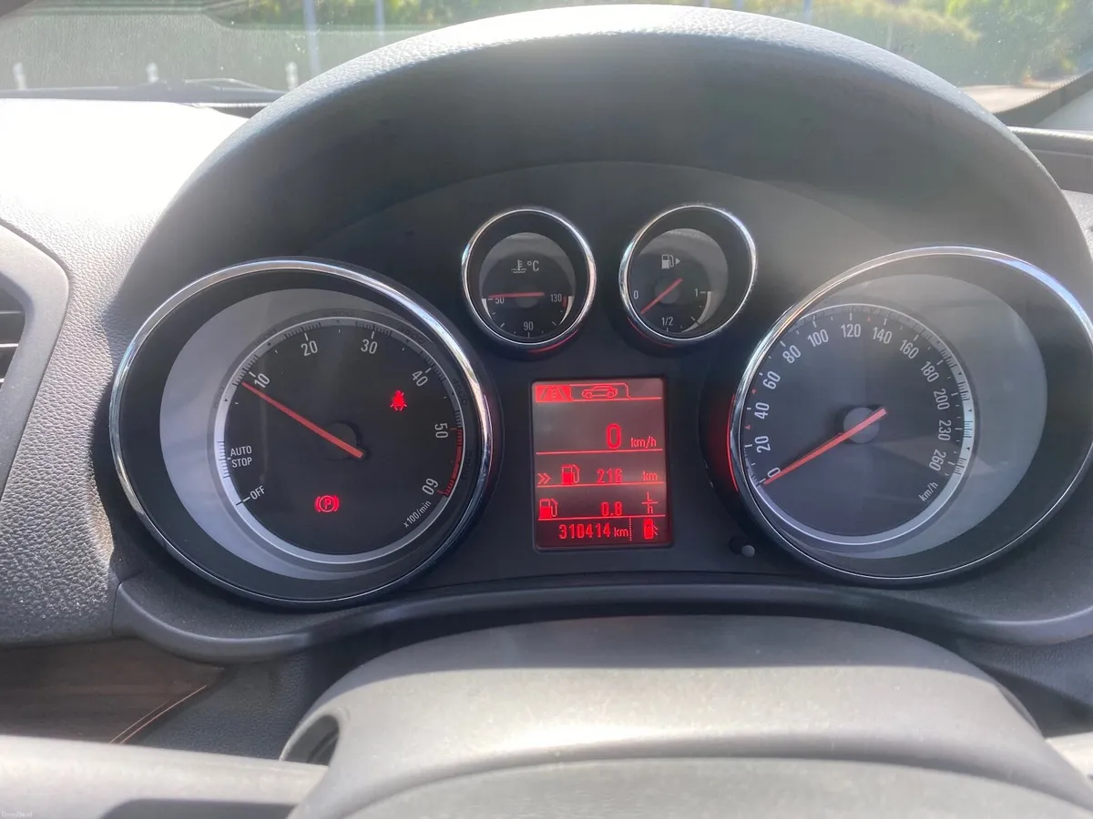 Opel Insignia 2012 - Image 2