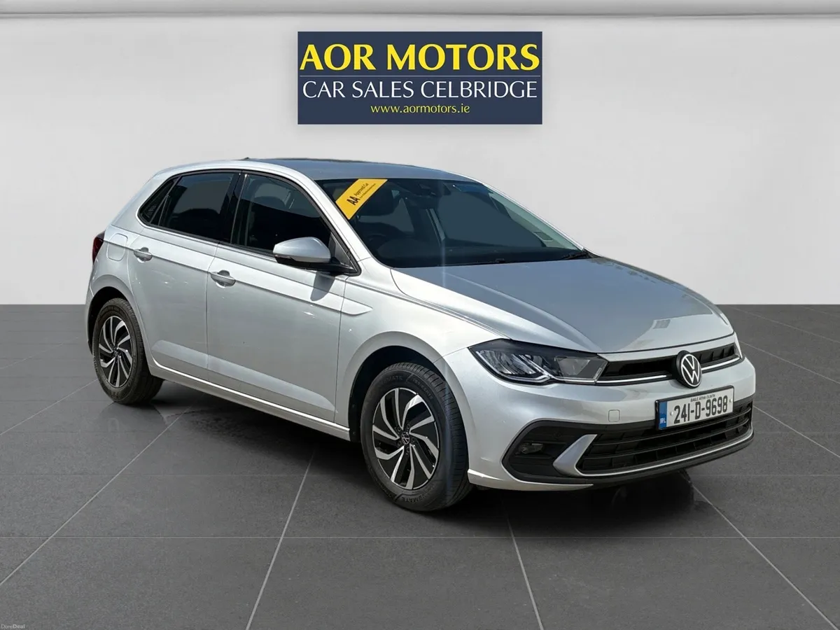 Volkswagen Polo 2024 Life - Image 6