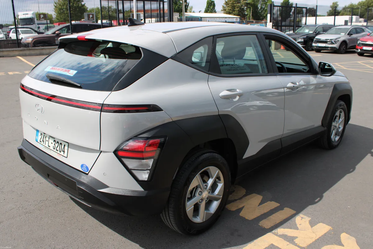 Hyundai KONA 2024 - Image 5