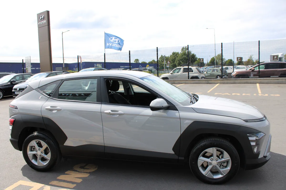 Hyundai KONA 2024 - Image 6