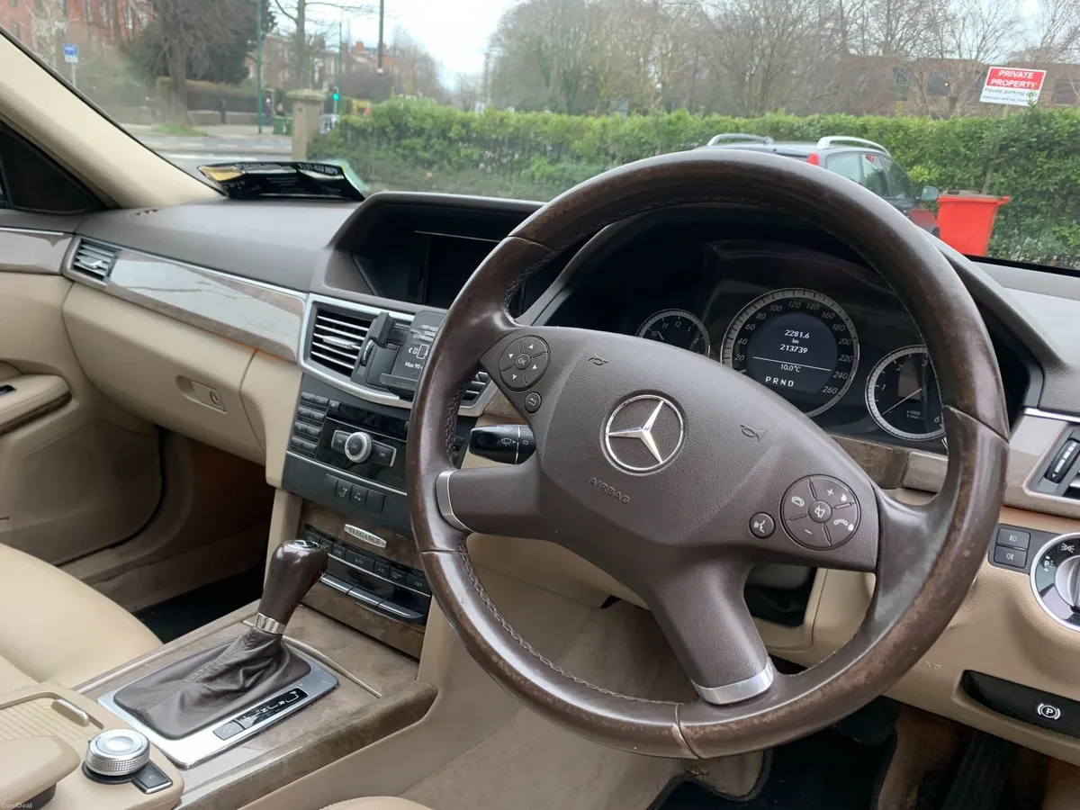 Mercedes-Benz E Class 220 CDI - Image 6