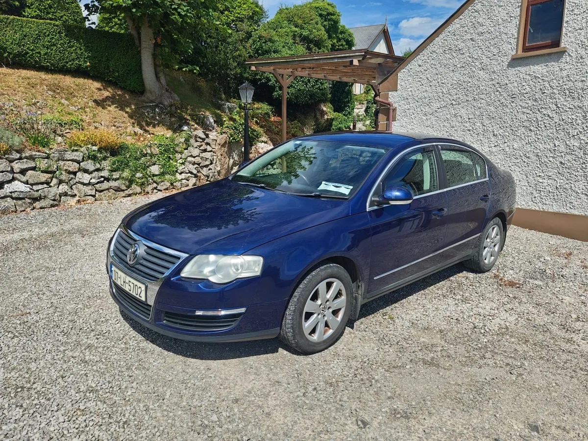 Volkswagen Passat 2007 - Image 1