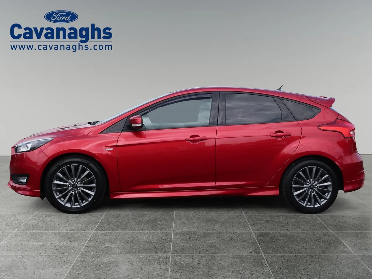 2018 FORD FOCUS 1.5TDCi ST-LINE 120PS - Image 2