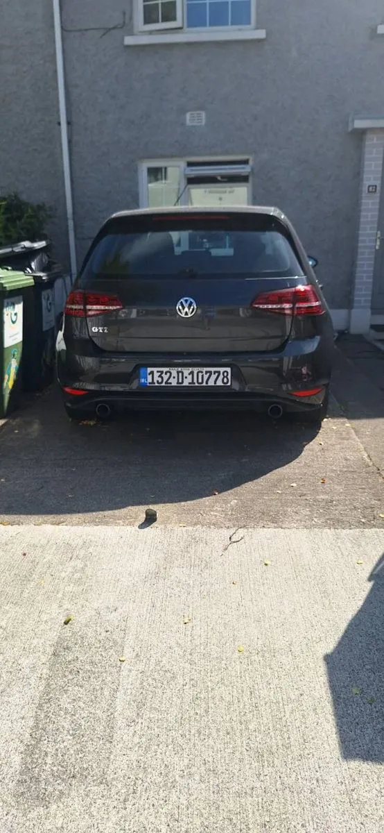 Volkswagen Golf gti  2013 needs repair - Image 3
