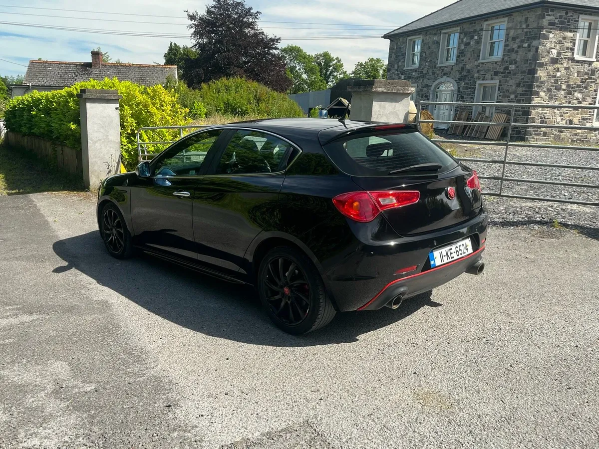 Alfa Romeo Giulietta Veloce - Image 4