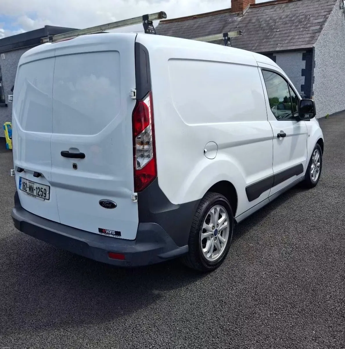 2016 Ford Transit Connect – Excellent Condition - Image 2