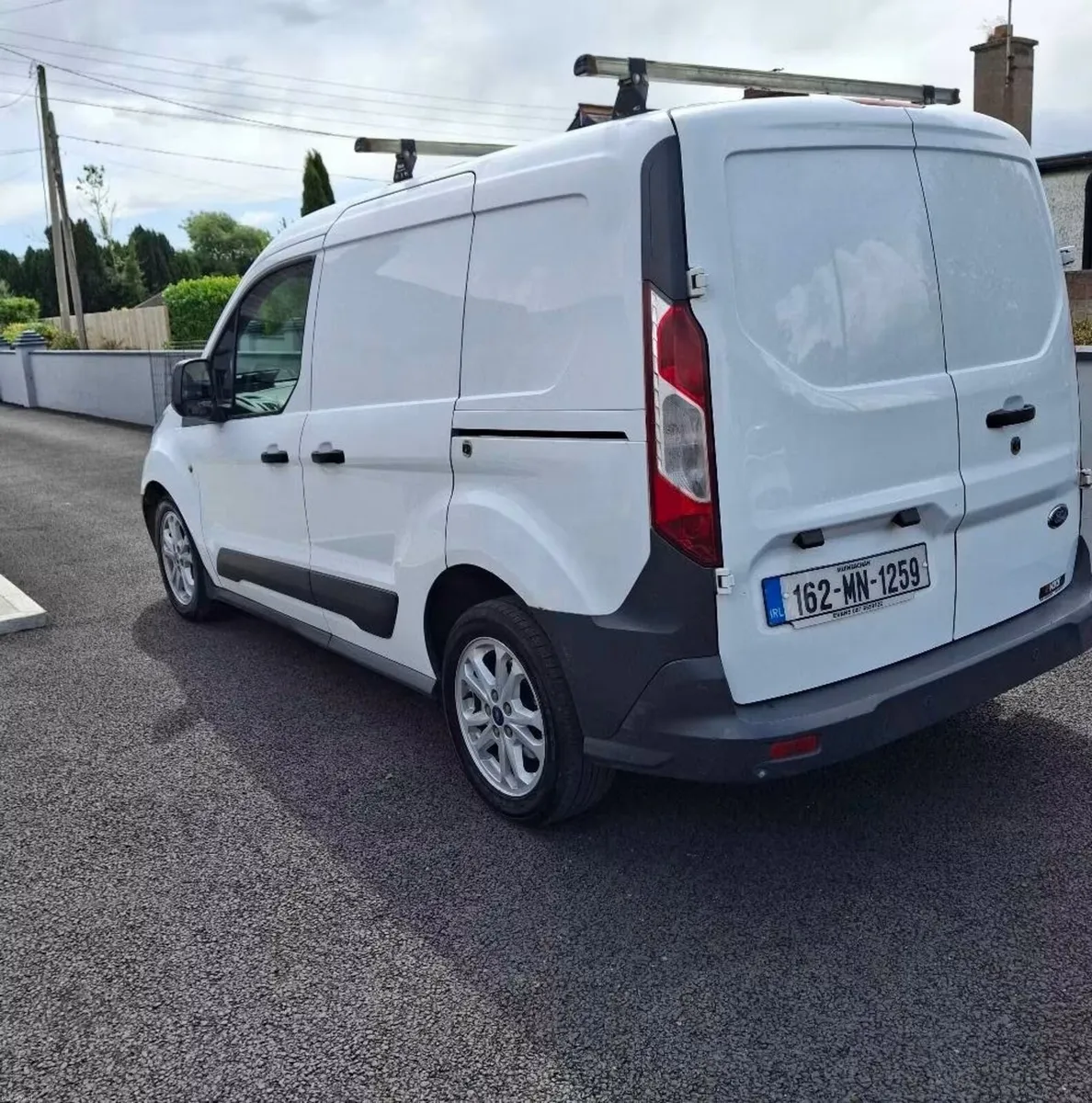 2016 Ford Transit Connect – Excellent Condition - Image 6