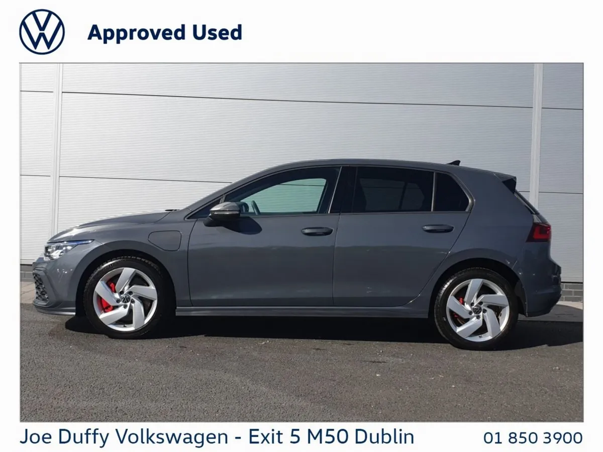 Volkswagen Golf GTE 1.4 TSI 5DR 245HP DSG - Image 5