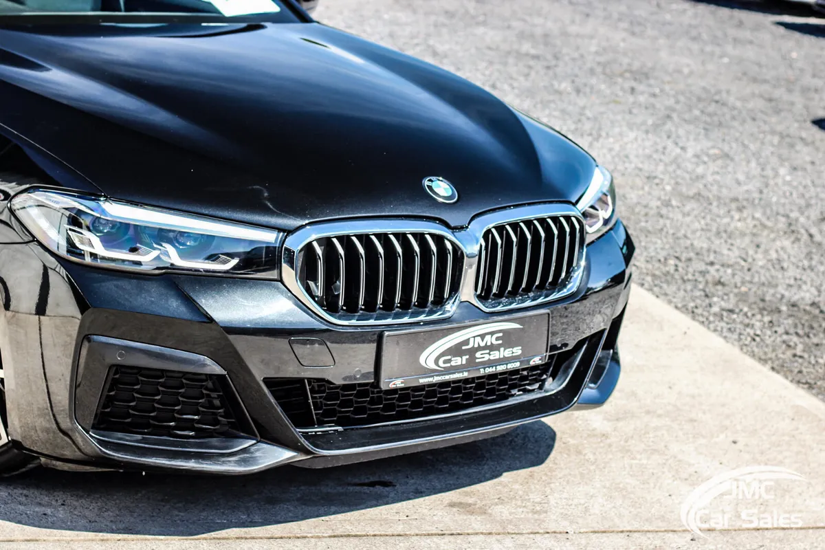 2022 BMW 5 SERIES LCI AUTO - Image 5