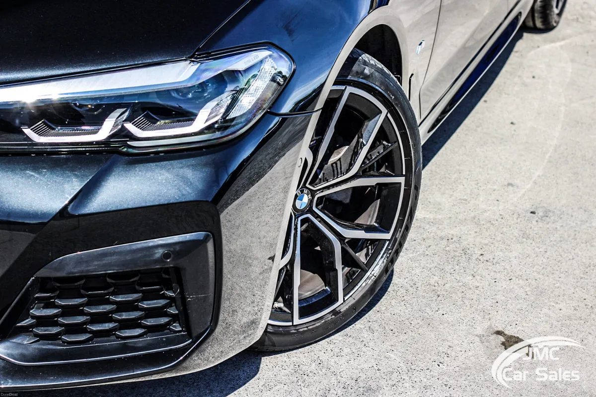 2022 BMW 5 SERIES LCI AUTO - Image 2