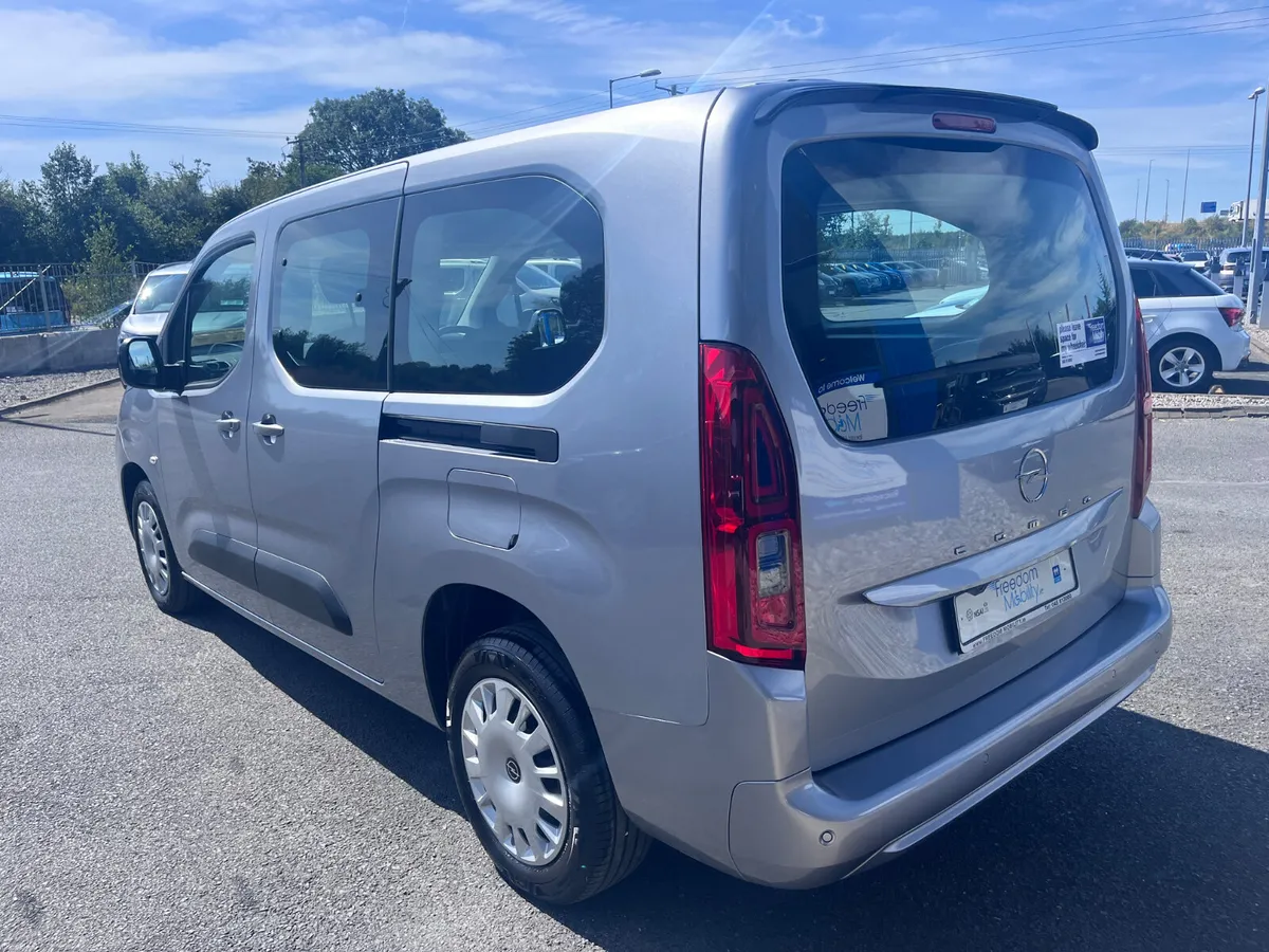 Opel Combo Auto Taxi Spec, WAV - Image 4