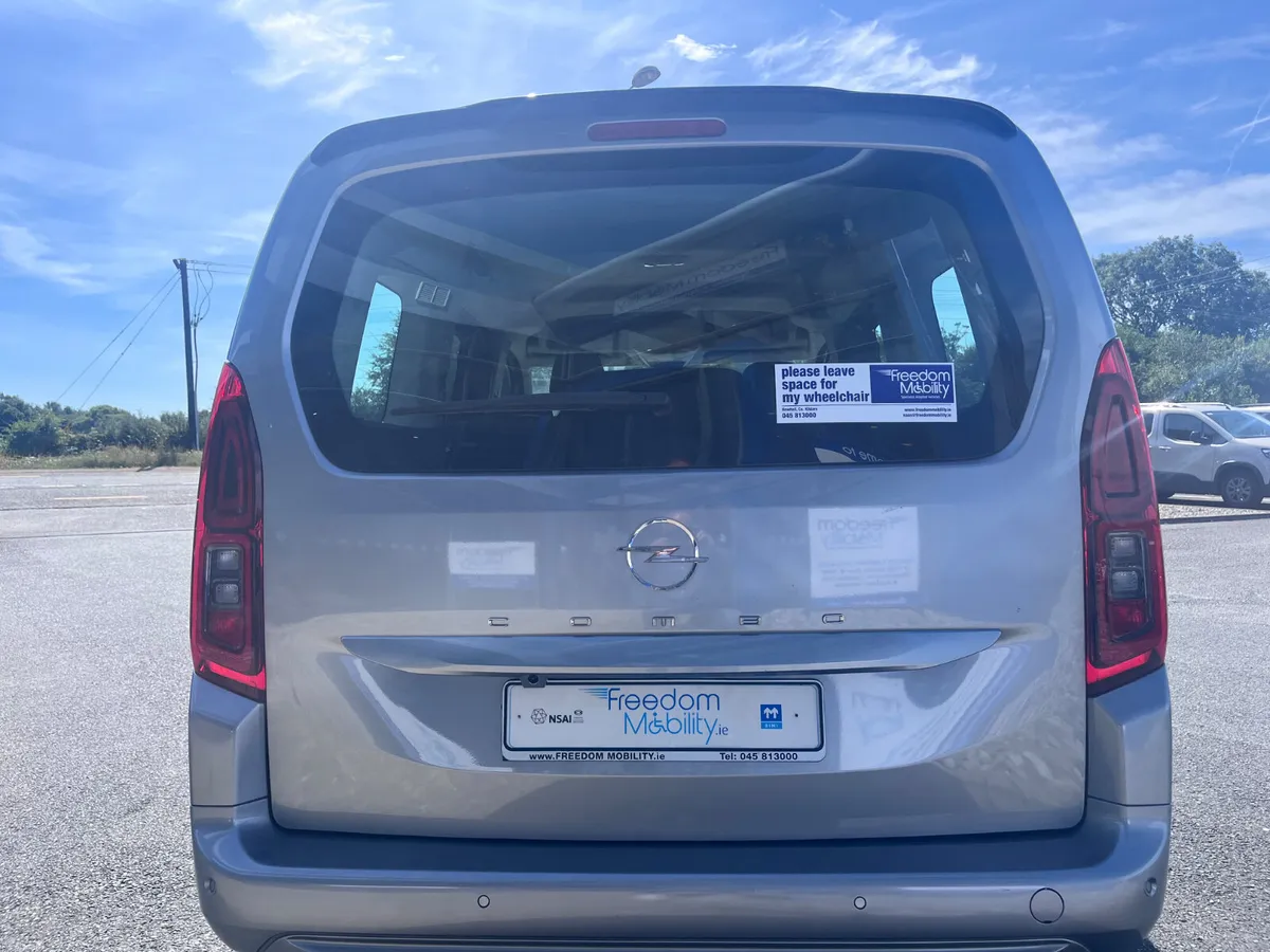 Opel Combo Auto Taxi Spec, WAV - Image 5