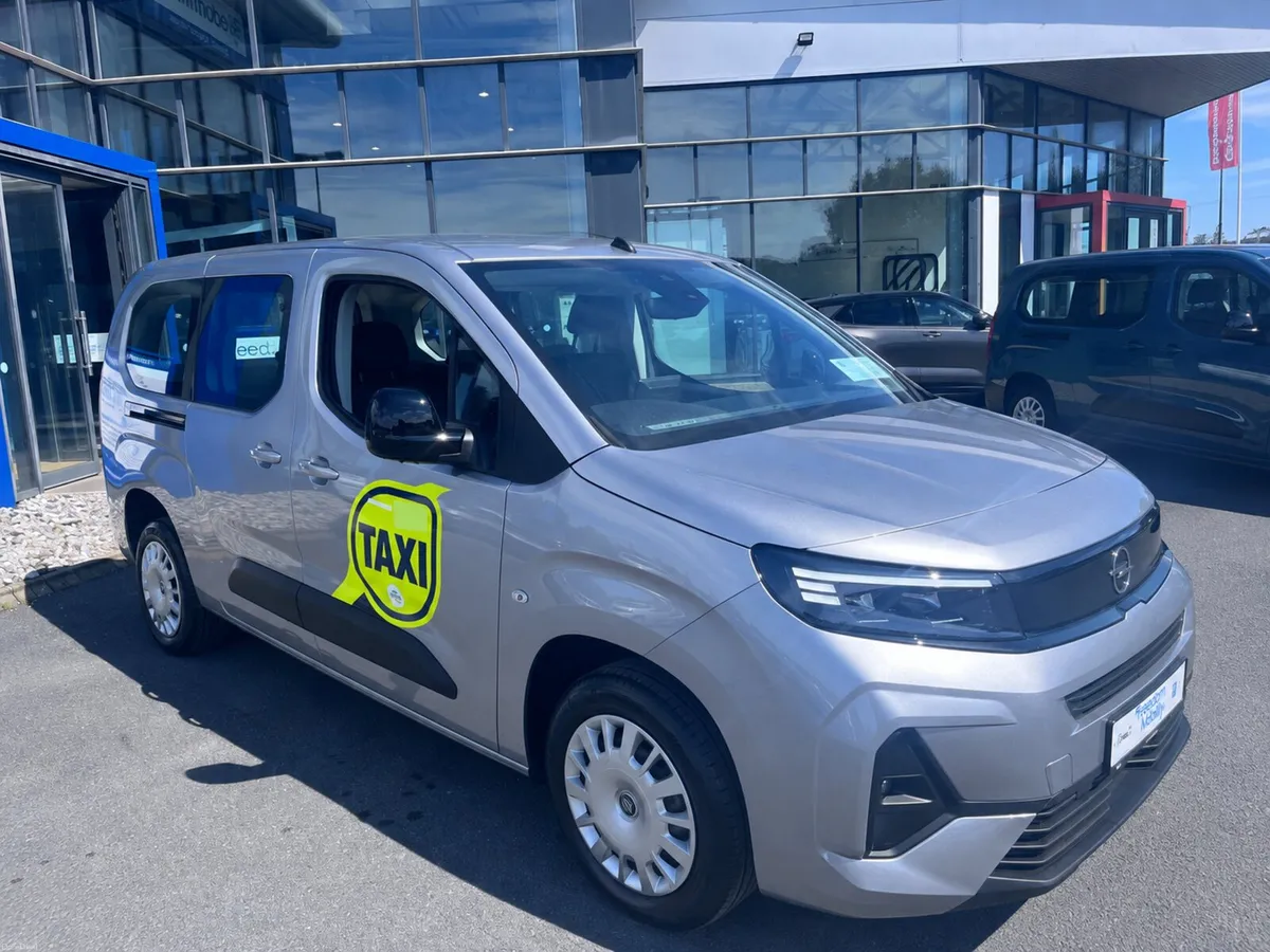 Opel Combo Auto Taxi Spec, WAV - Image 1