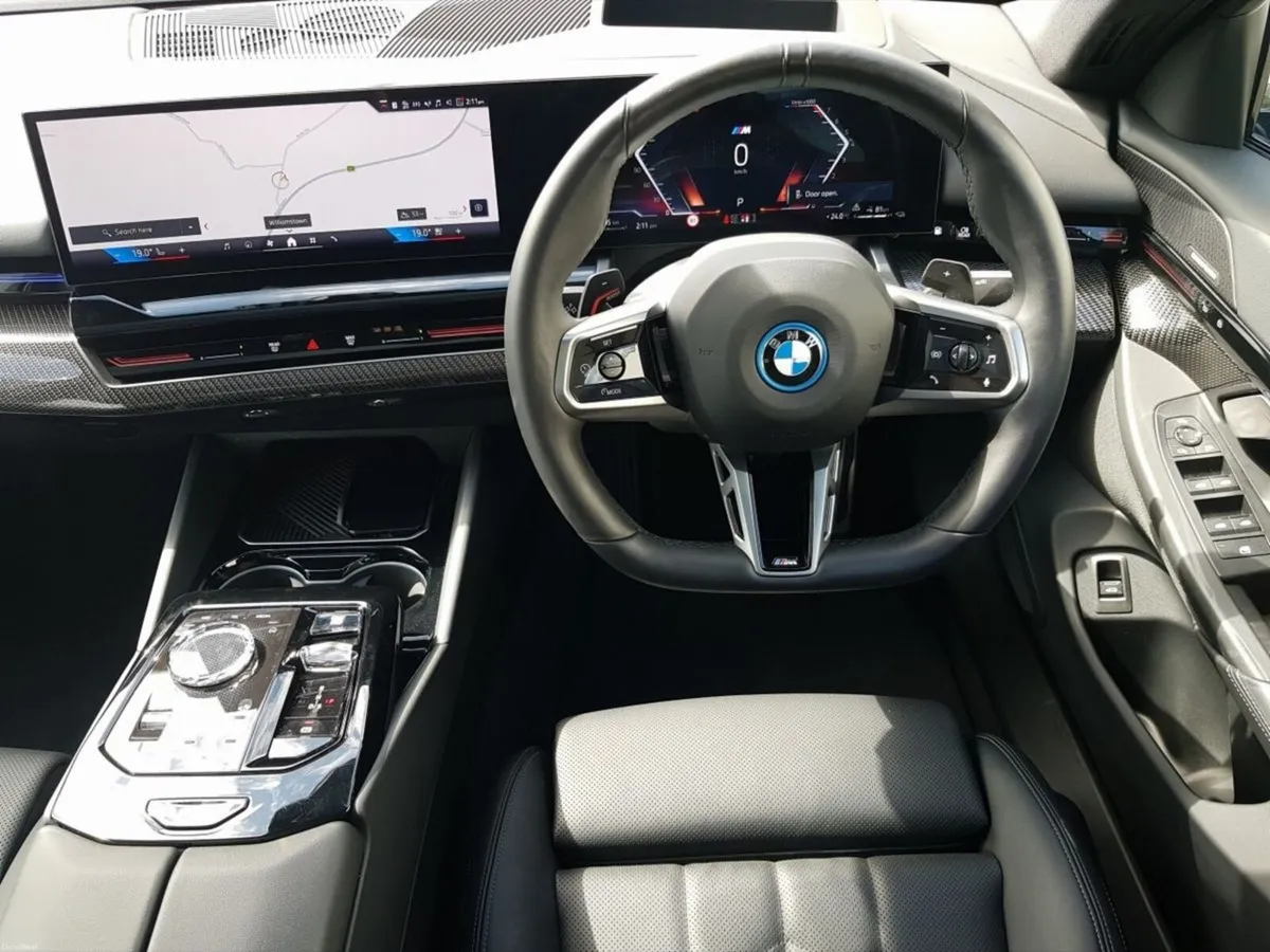 BMW 5-Series 530e M Sport - Image 3