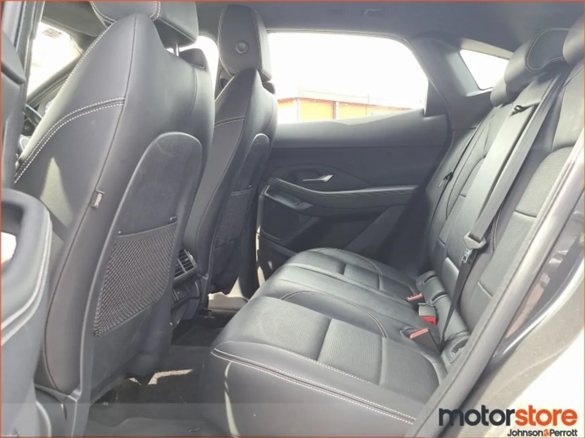 Jaguar E-Pace 1.5 I3 PHEV 300 PS AWD R-Dynamic S - Image 5