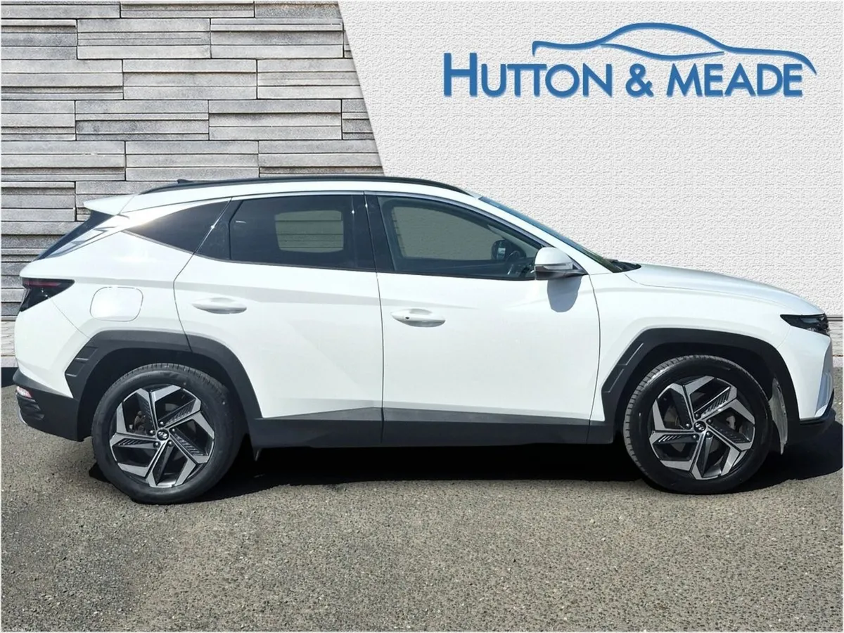 Hyundai Tucson Executive Plus PHEV 1.6 Petrol 5dr - Image 6