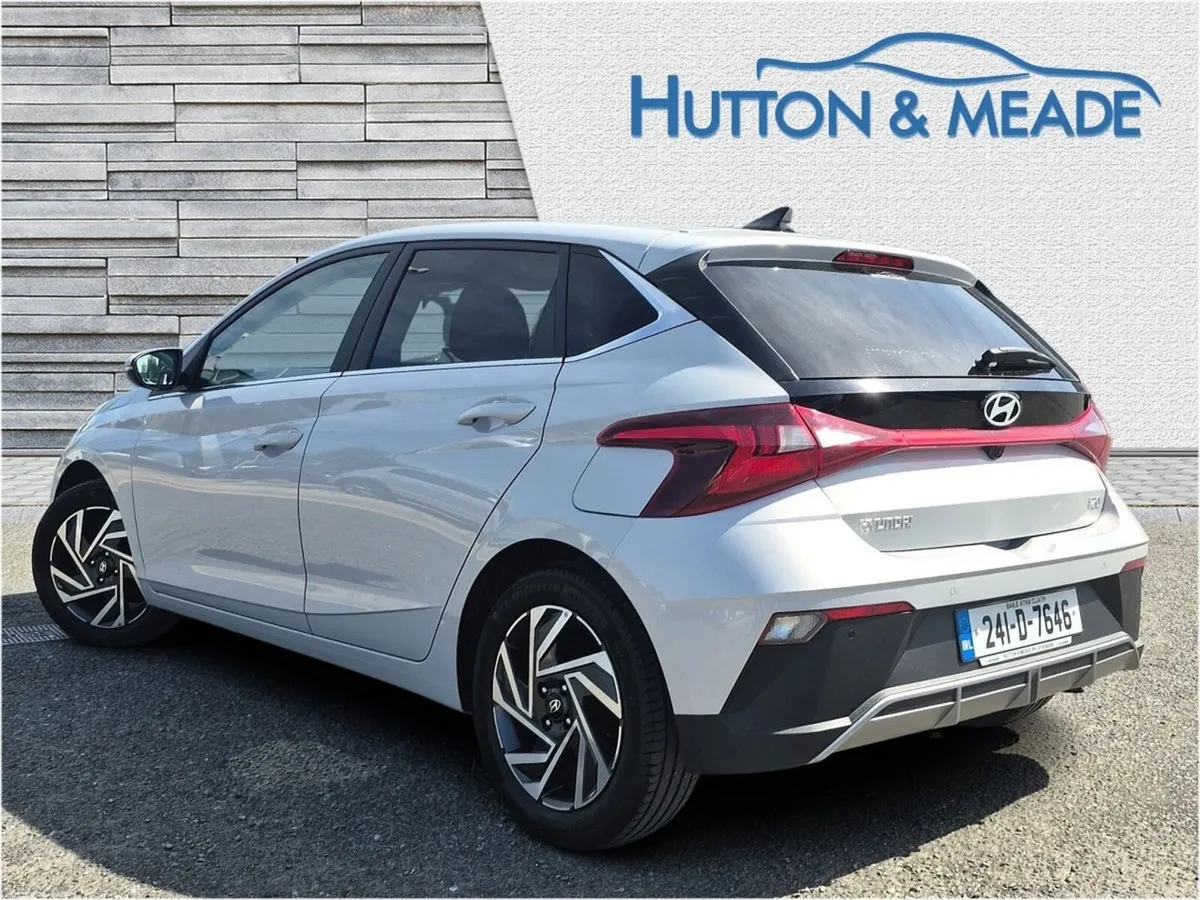 Hyundai i20 Delux Plus 1.2 Petrol 5dr - Image 2