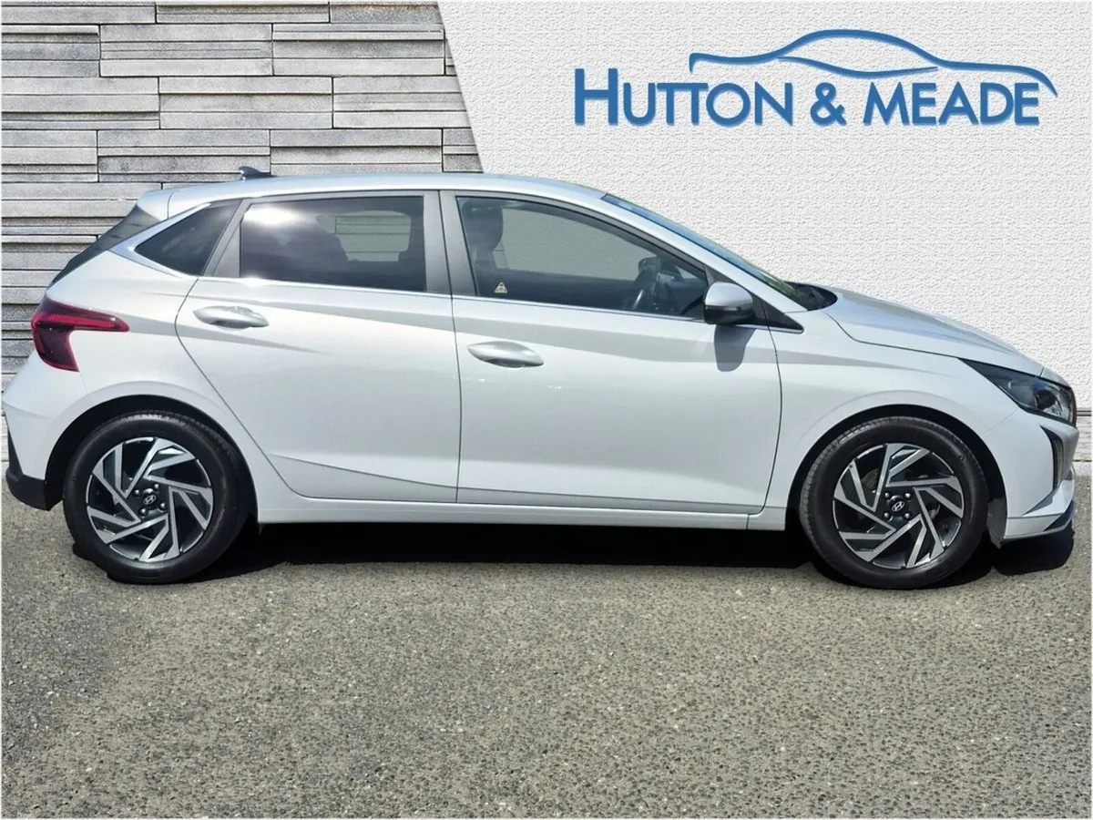 Hyundai i20 Delux Plus 1.2 Petrol 5dr - Image 6