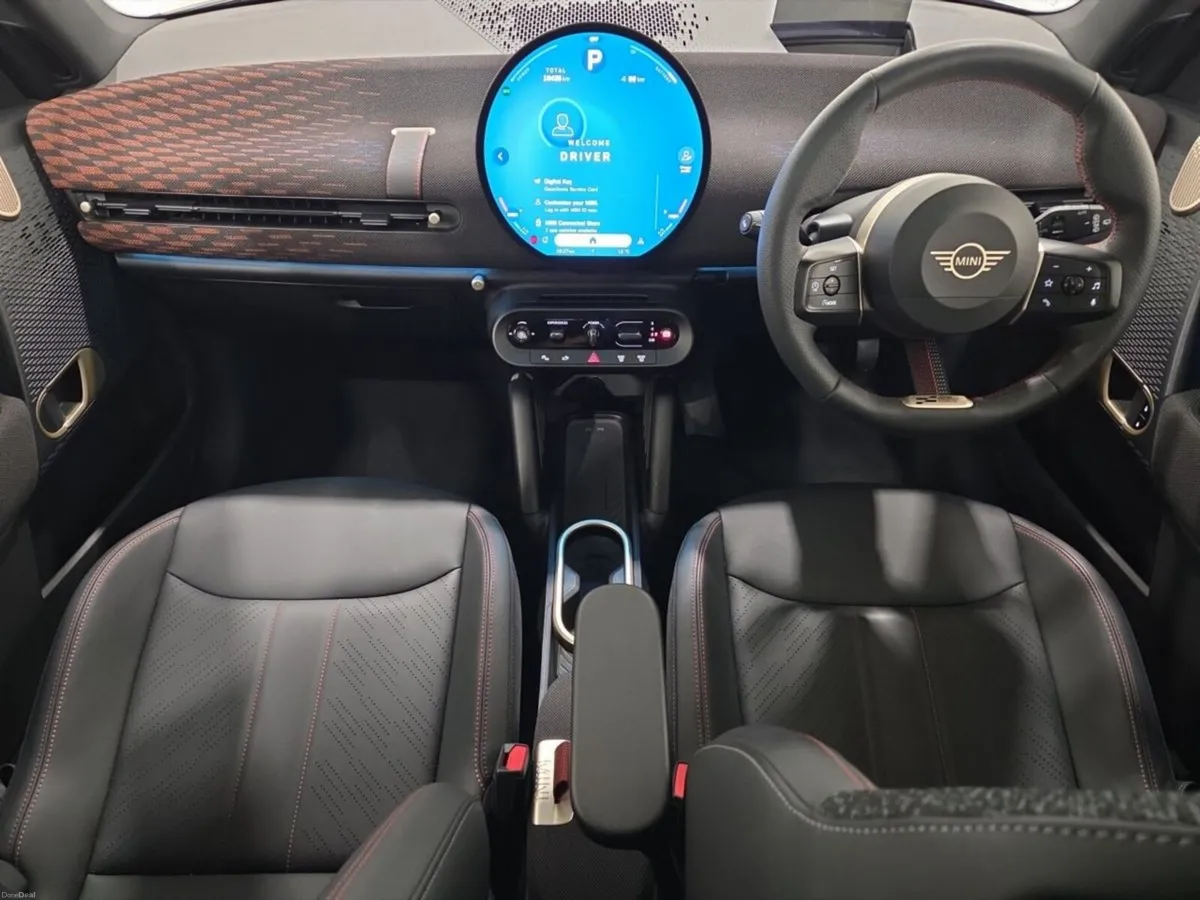 Mini Cooper Cooper SE - Image 4