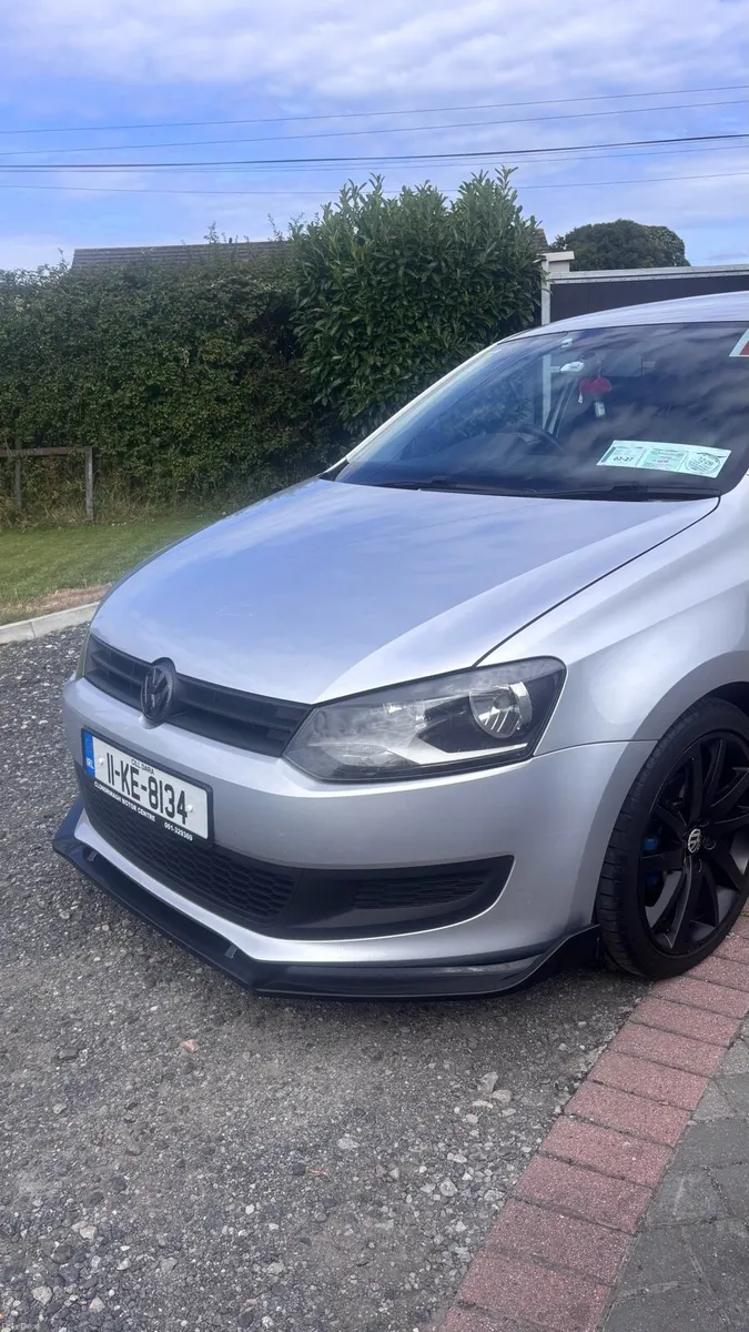 Volkswagen polo 1.4L petrol manual - Image 3