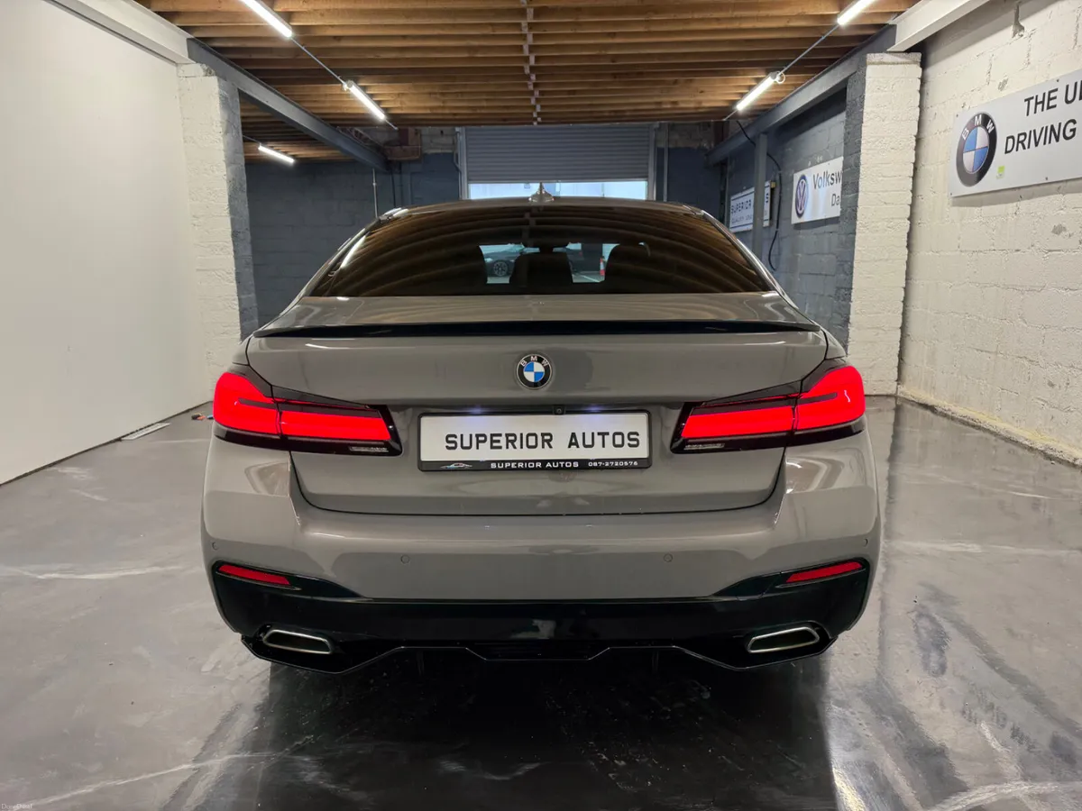 2022 BMW 5-Series 520d Msport Auto - Image 5