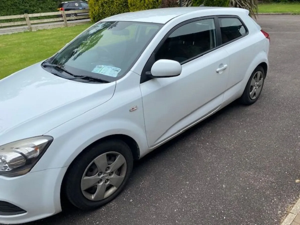 Kia Ceed 2012 - Image 3