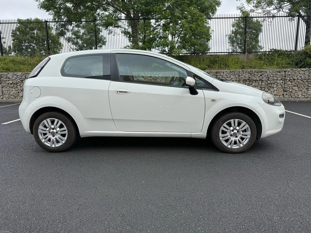 Fiat Punto 1.2 (New NCT 09-27) - Image 4