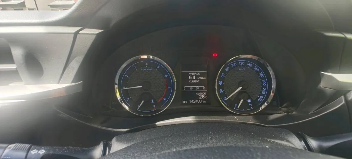 2016 Toyota Corolla 1.33 Petrol – Long NCT & Tax - Image 6