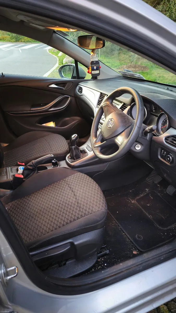 2016 Opel Astra E 1.6CDTI 110PS 5DR Diesel - Image 4