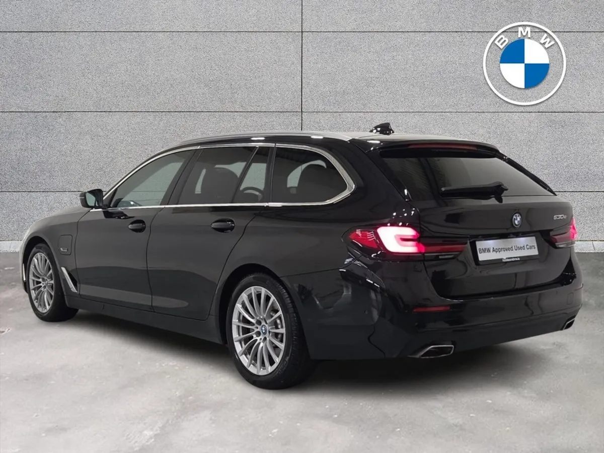 BMW 5-Series 530e SE Touring - Image 2
