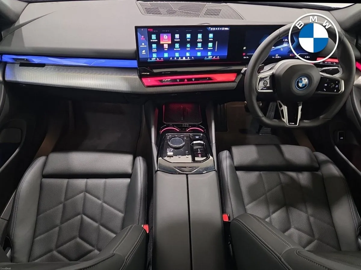 BMW i5 eDrive40 M Sport Pro Saloon - Image 4