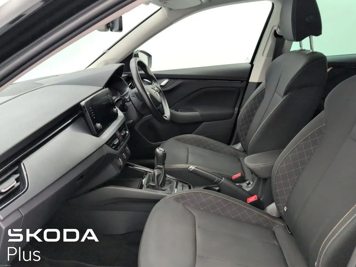 Skoda Kamiq AMBITION 1.0TSI 110HP *ONE OWNER*WIREL - Image 6