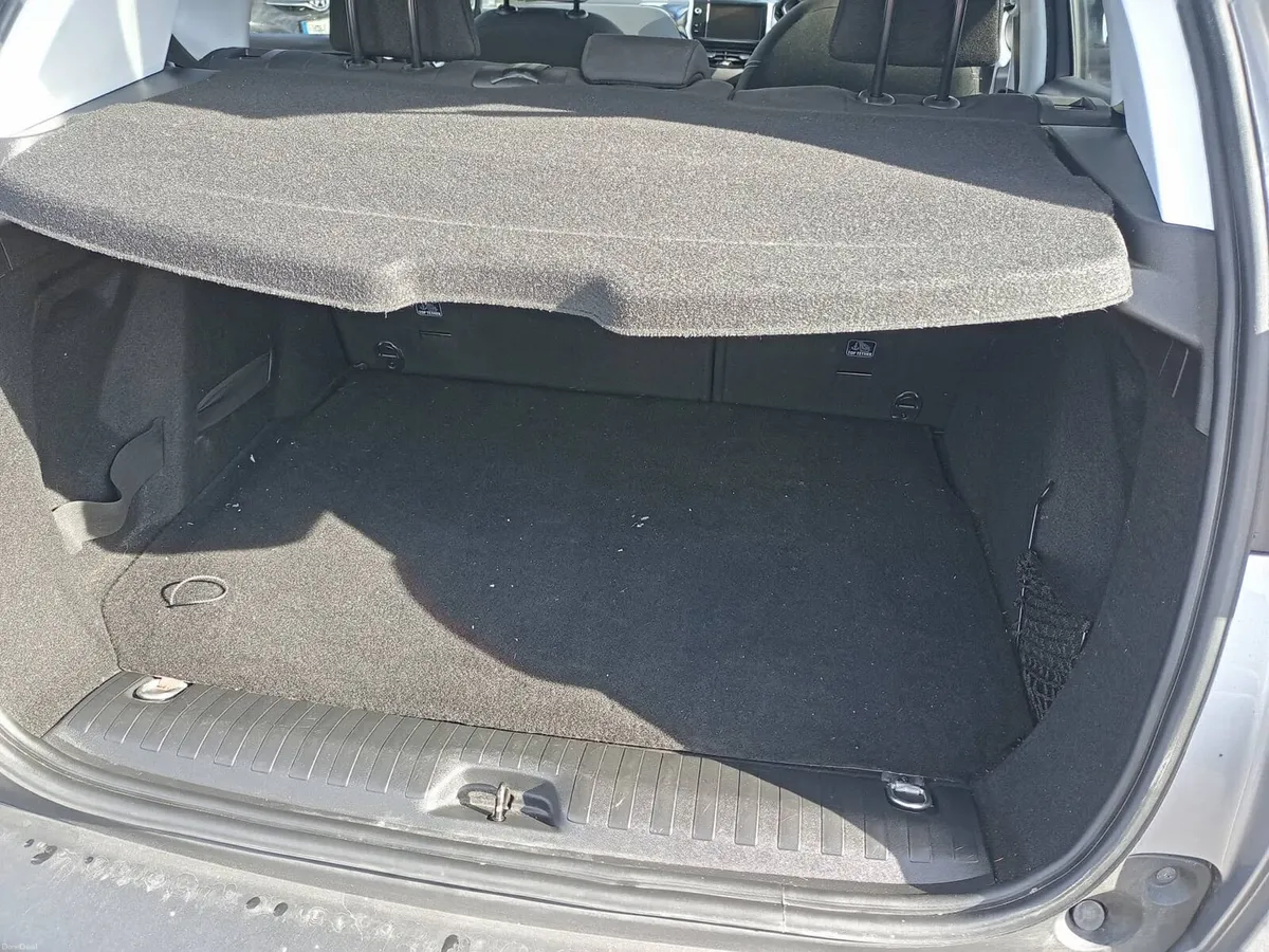 Peugeot 2008, 2017 - Image 6