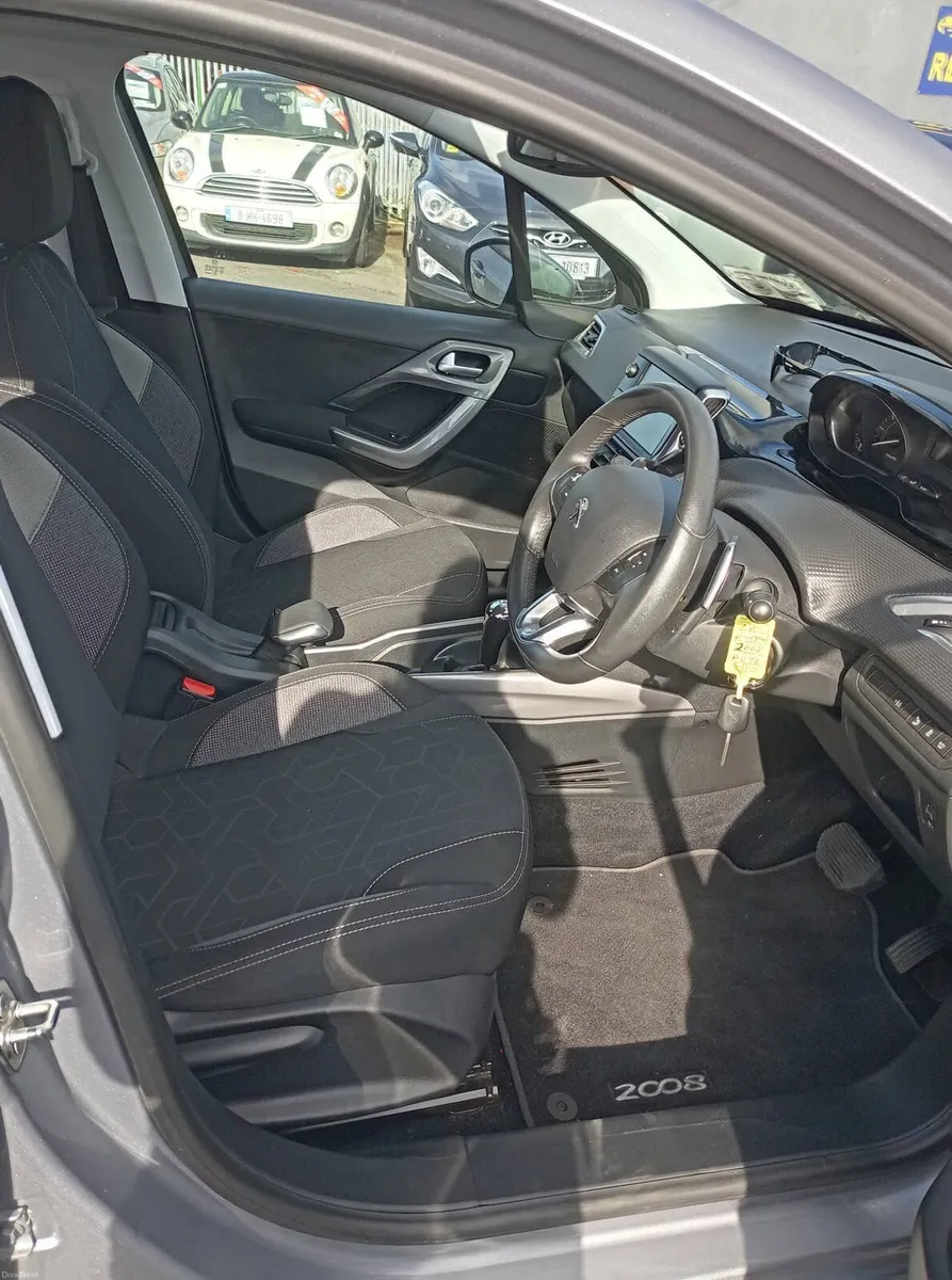 Peugeot 2008, 2017 - Image 4